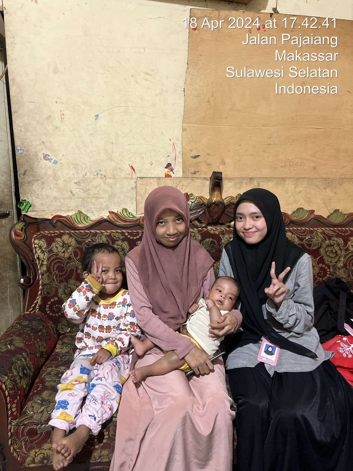 Pemeriksaan Kesehatan Ibu Hudayani dan Aaryf